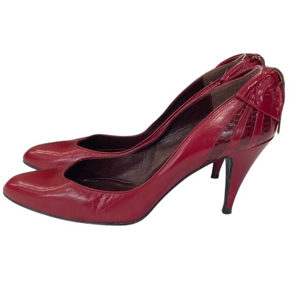 Stuart Weitzman Mr. Seymour Burgundy Red Retro 90s Bow Croc High Heels Size 7 - Picture 9 of 9
